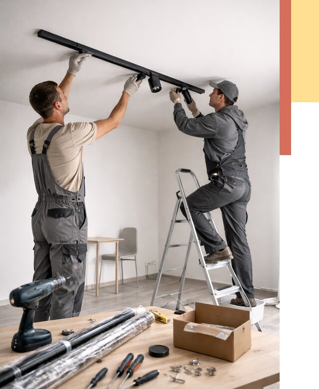 Установка трековых светильников в натяжной потолок в Рассказово от 4290 руб. | ОТДЕЛОЧНИК-Рсз